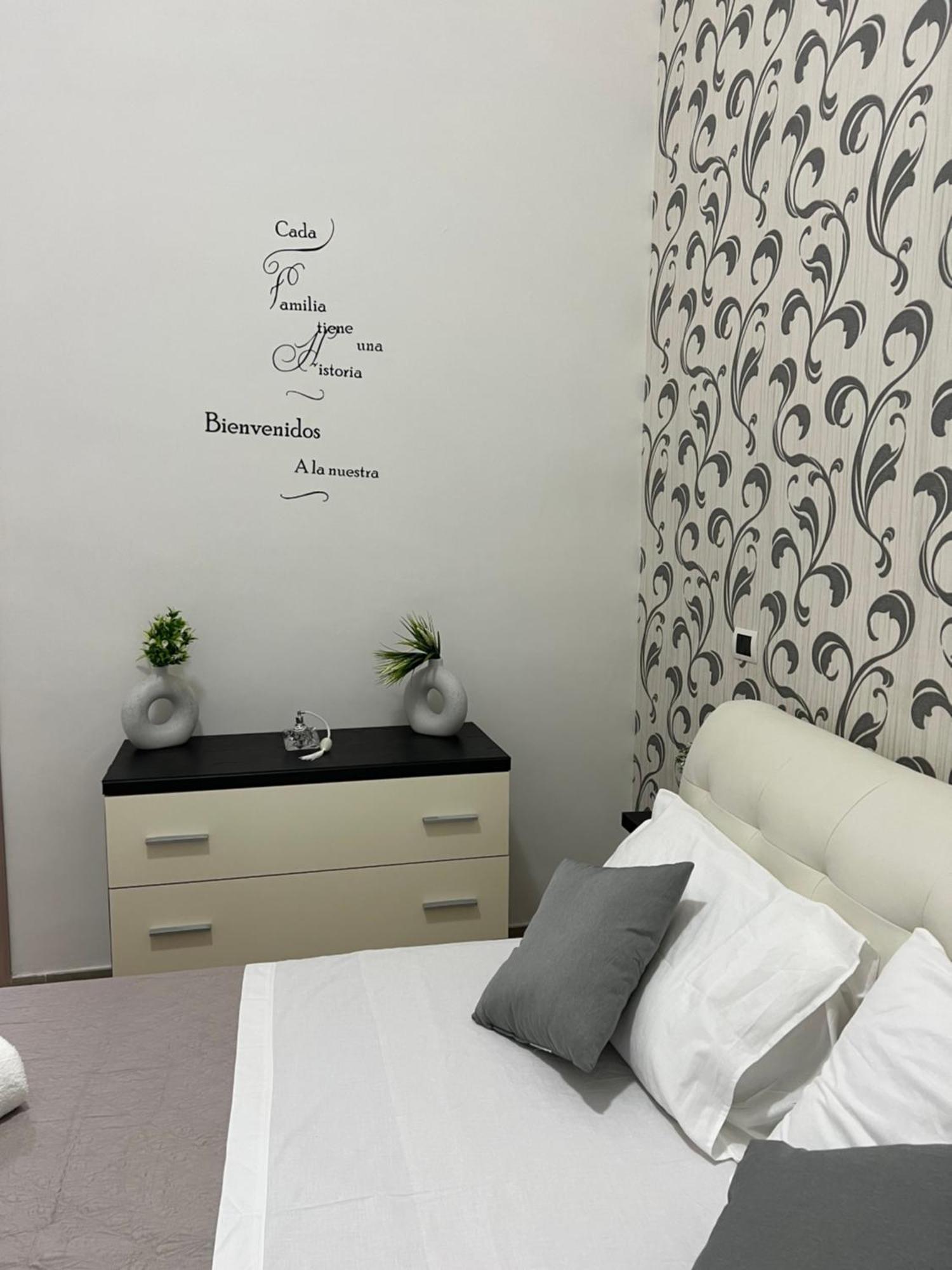 El Pibe De Oro Apartment Наполи Екстериор снимка